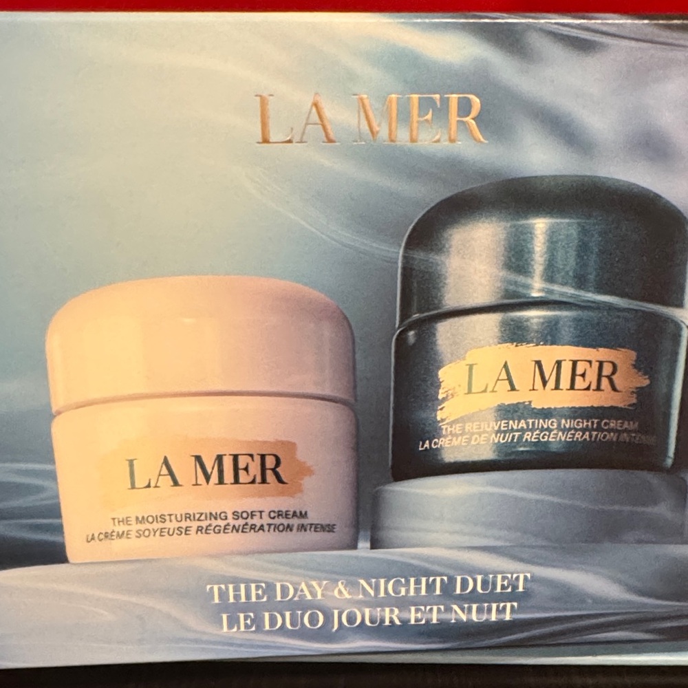 La Mer Moisturizing and Rejuvenating Cream Duo